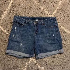 JLO shorts